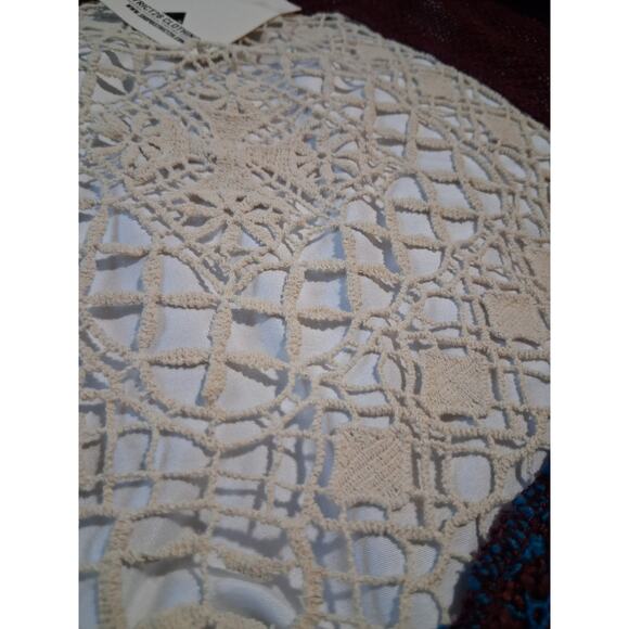 Umgee Women's Size M/L Boho Knit Aztec Fringed  Crochet Inlay Ruana Cardigan - Picture 8 of 12